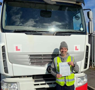 High-paying freelance jobs! CDL training makes it easy for you to become a truck driver, and doubling your income is not a dream!